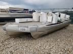 2007 JC Boat