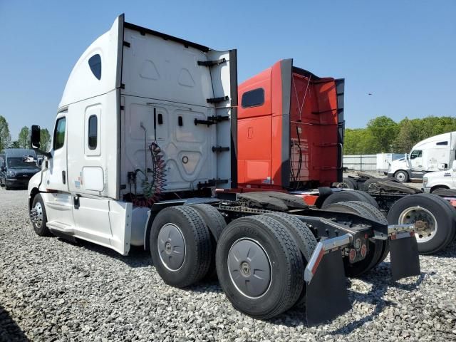 2019 Freightliner Cascadia 126 Semi Truck