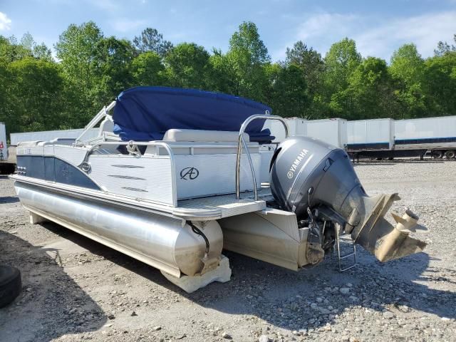 2018 Avalon Boat