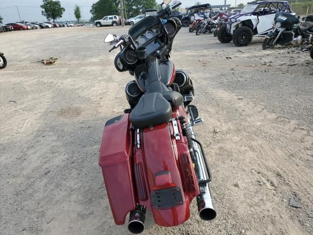 2017 Harley-Davidson Flhxse CVO Street Glide