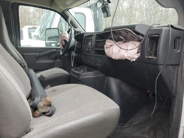 2018 Chev Express G4500