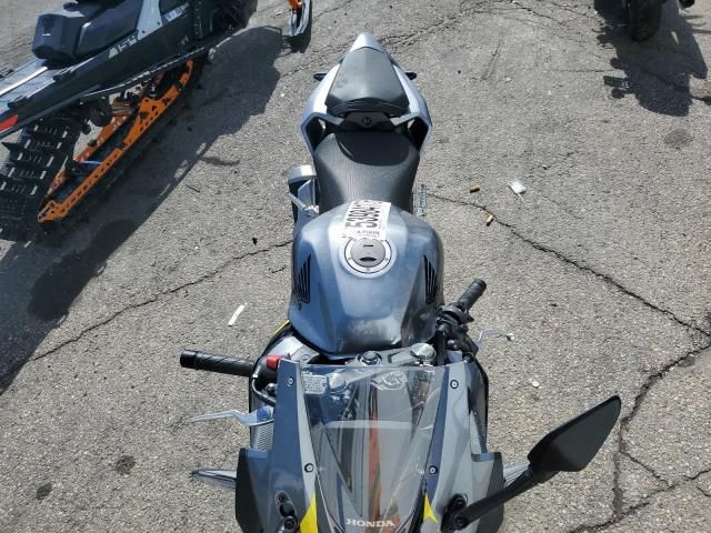 2023 Honda CBR500 RA