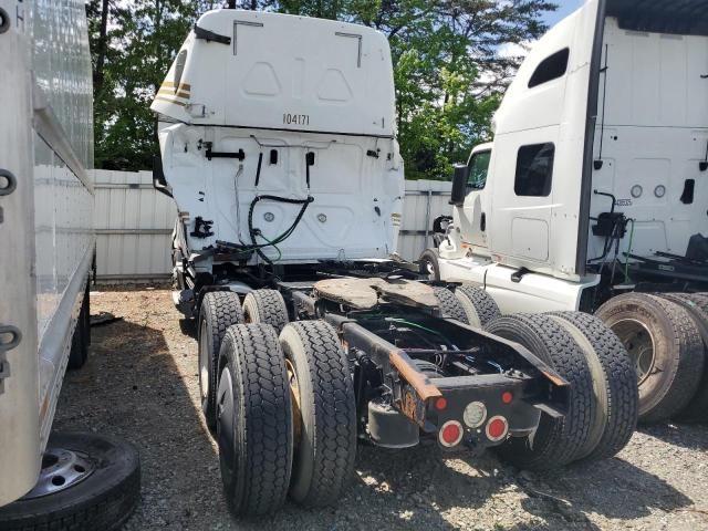 2020 Freightliner Cascadia 126 Semi Truck