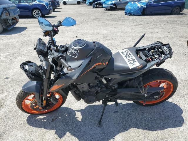 2020 KTM 790 Duke