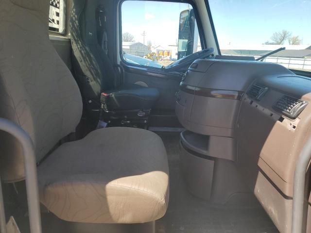 2017 Volvo VNL Semi Truck