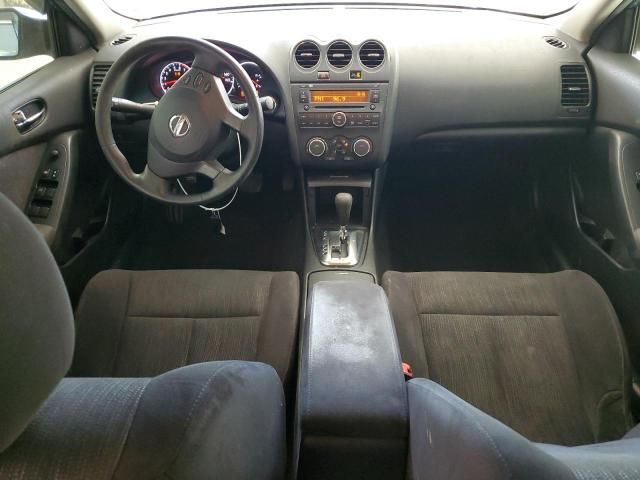 2010 Nissan Altima Base