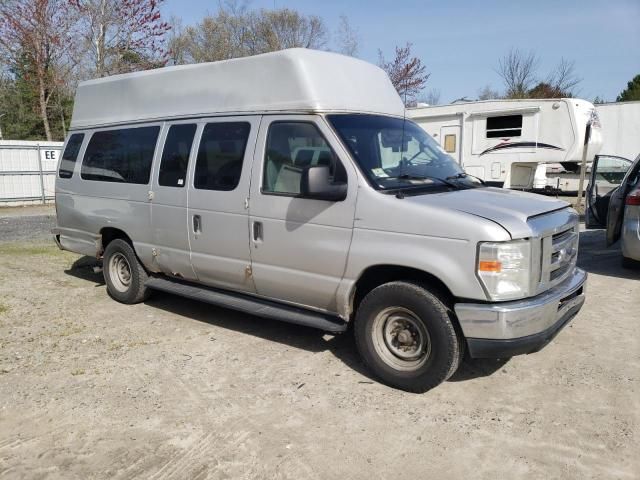 2011 Ford Econoline E350 Super Duty Wagon