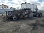 2014 Freightliner Cascadia 125 Semi Truck