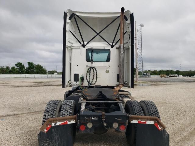 2017 Peterbilt 579 Semi Truck