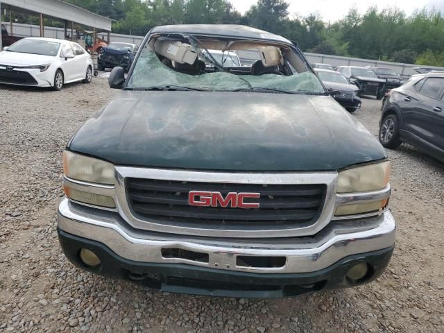 2004 GMC New Sierra K1500