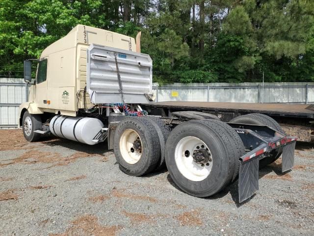 2007 Volvo VNL Semi Truck