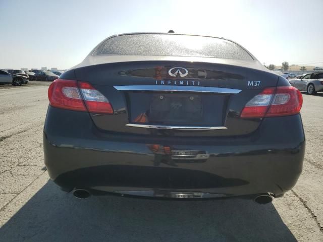 2011 Infiniti M37