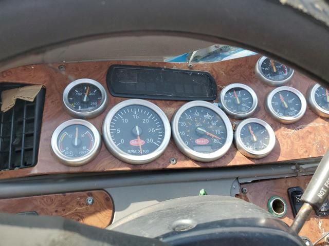 2007 Peterbilt 387 Semi Truck