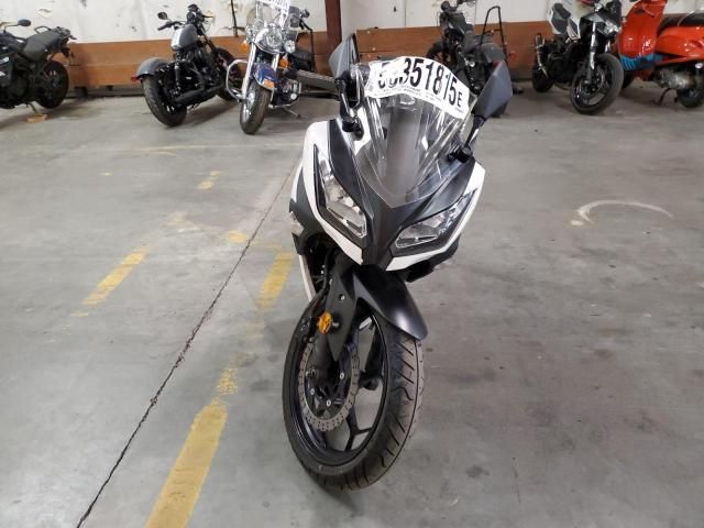 2016 Kawasaki EX300 A