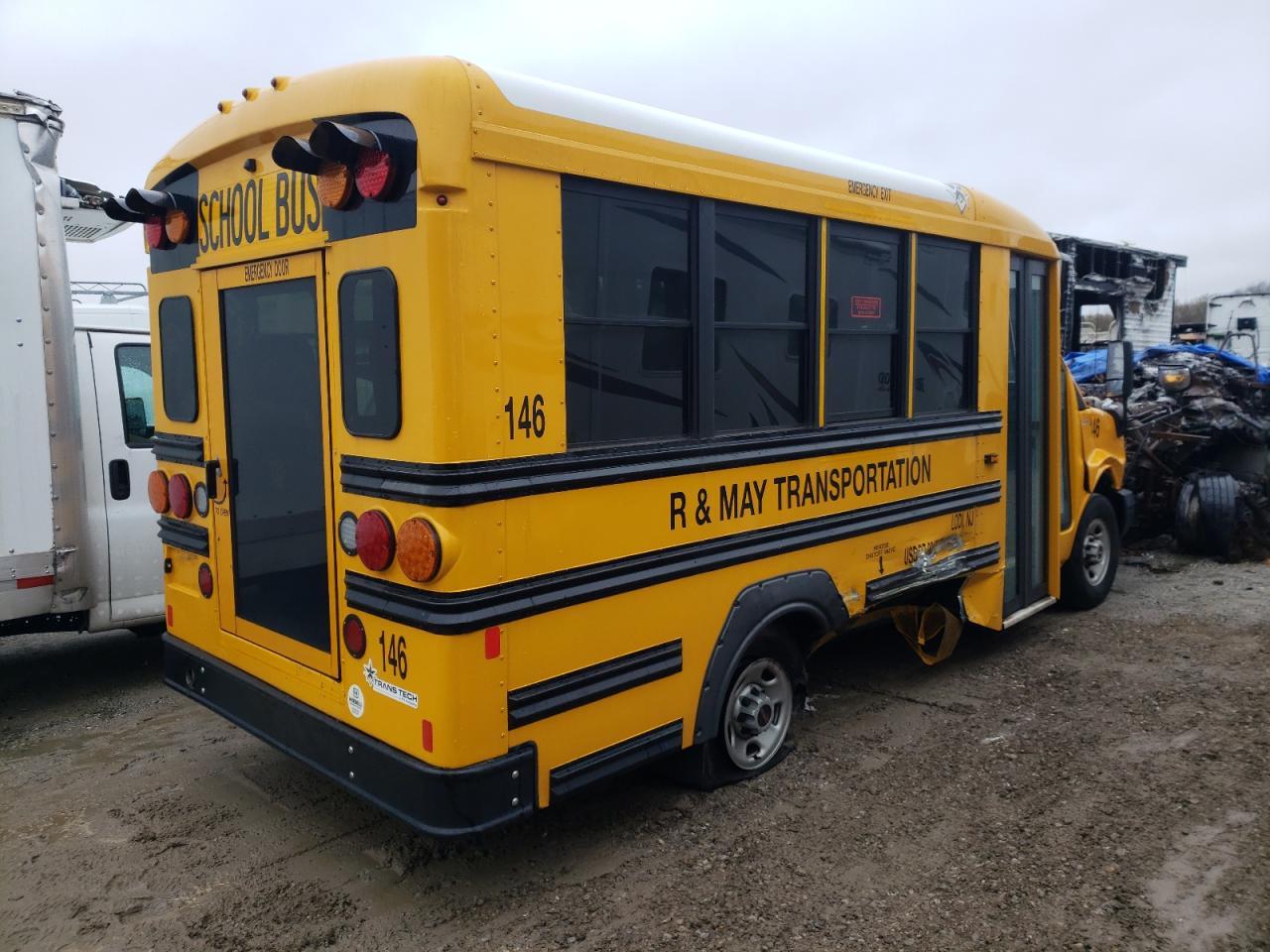 2025 GMC Savana Cutaway G3500