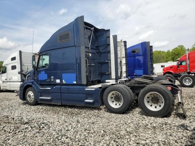 2016 Volvo VNL Semi Truck