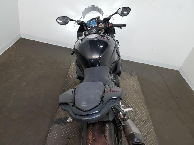 2023 BMW S 1000 RR