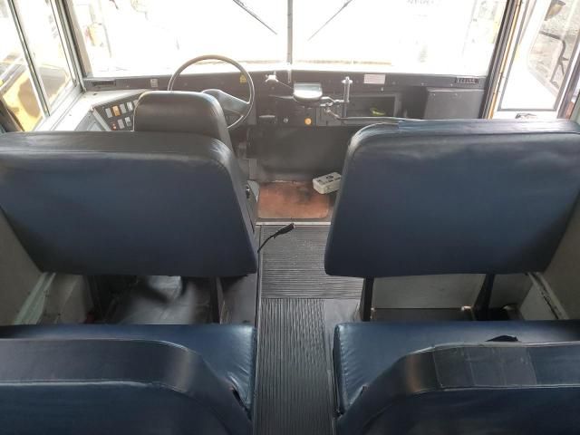 2002 International 3000 3800