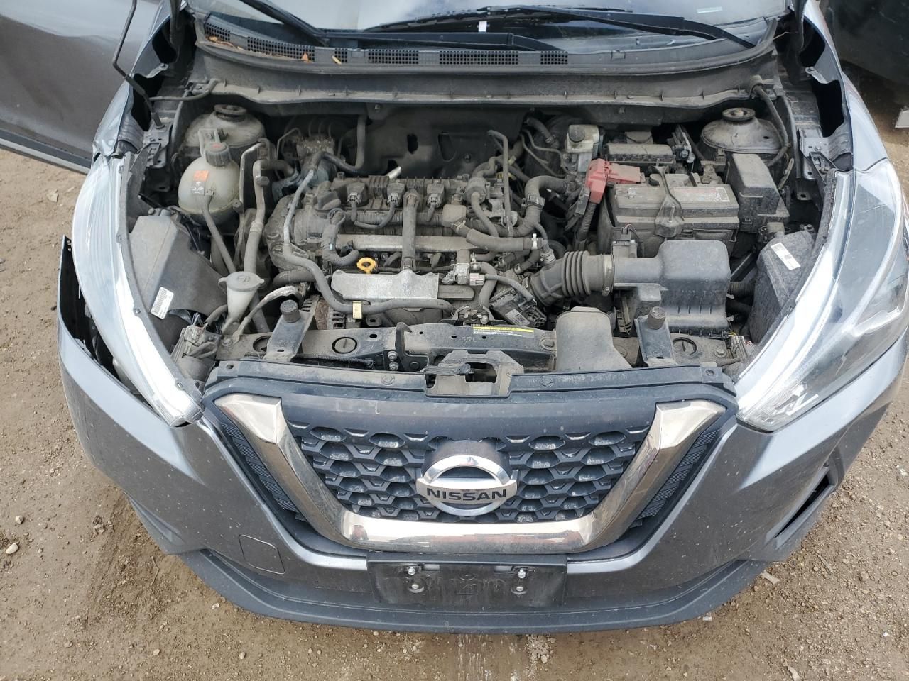 2020 Nissan Kicks sr