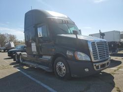 Vehiculos salvage en venta de Copart Woodhaven, MI: 2009 Freightliner Cascadia 125 Semi Truck