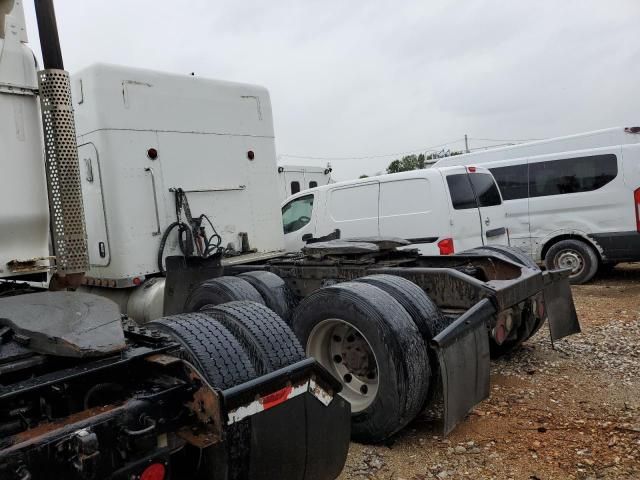 2005 Peterbilt 379 Semi Truck
