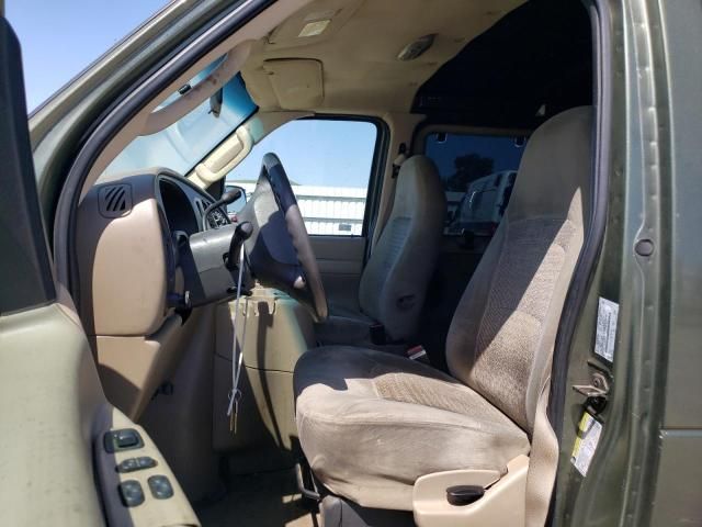 2005 Ford Econoline E150 Wagon