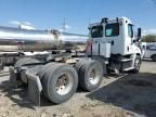 2013 Freightliner Cascadia 113 Semi Truck