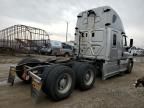 2016 Freightliner Cascadia Semi Truck