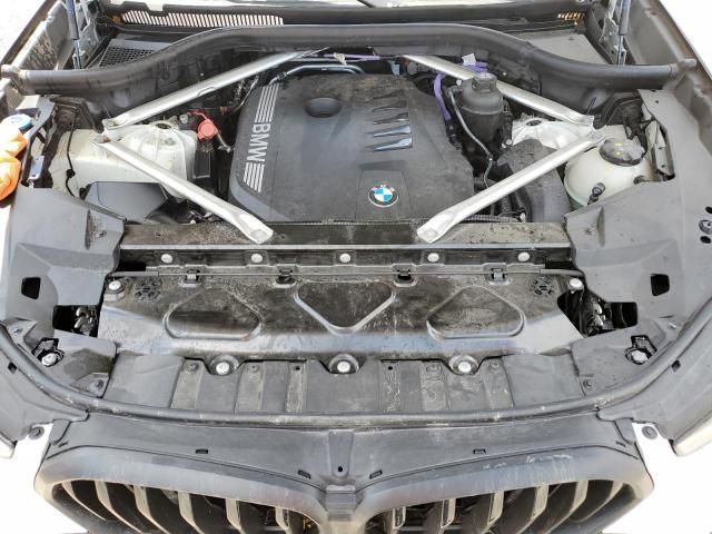 2025 BMW X6 XDRIVE40I