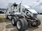 2017 Freightliner Cascadia 125 Semi Truck