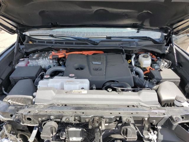 2024 Toyota Tundra Crewmax Platinum