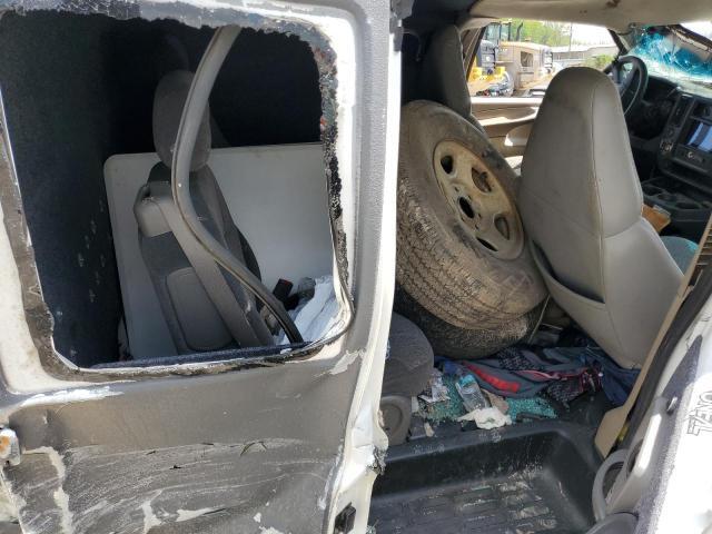 2003 GMC Savana G2500