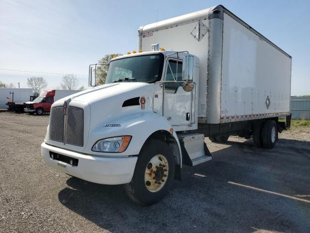 2016 Kenworth Construction T270