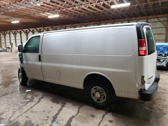 2017 Chevrolet Express G2500