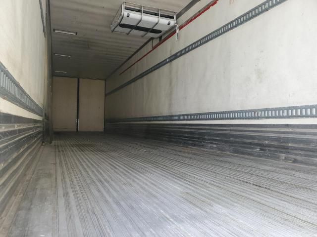 2011 Utility VS2RA Refrigerated Van Trailer