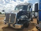2018 Kenworth T680 Semi Truck