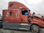 2018 Freightliner Cascadia Semi Truck