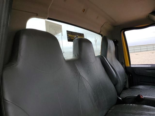 2018 International 4000 4300