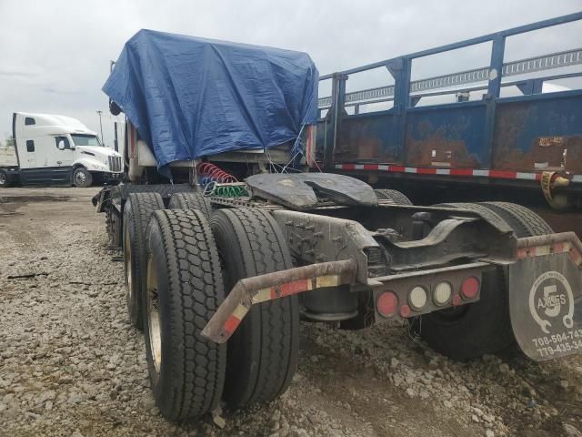 2003 Mack CH600 Semi Truck