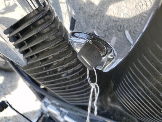 2019 Honda VT1300 CX