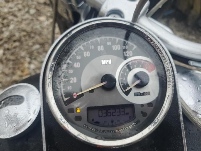 2011 Harley-Davidson Flstfb