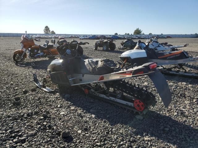 2006 Arctic Cat Snowmobile