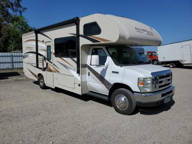 2016 Ford Econoline E450 Super Duty Cutaway Van