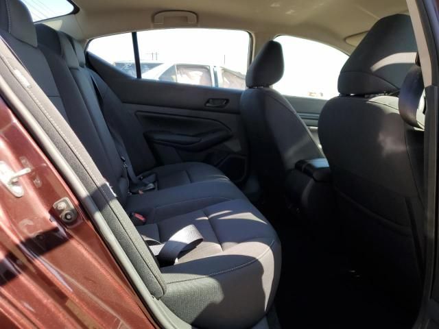 2024 Nissan Altima SV