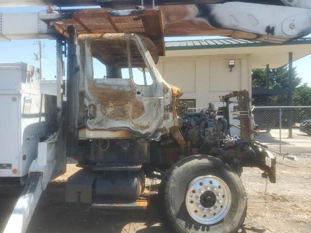 2012 International SF625 Bucket Truck