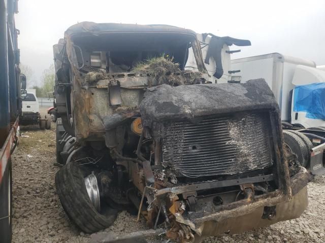 2003 Mack CH600 Semi Truck