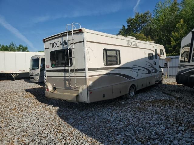 2005 Ford Econoline E450 Super Duty Cutaway Van