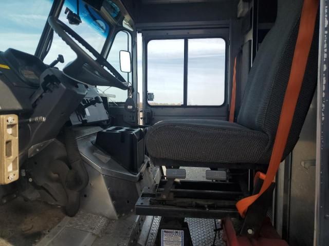 2021 Freightliner Chassis M Line WALK-IN Van