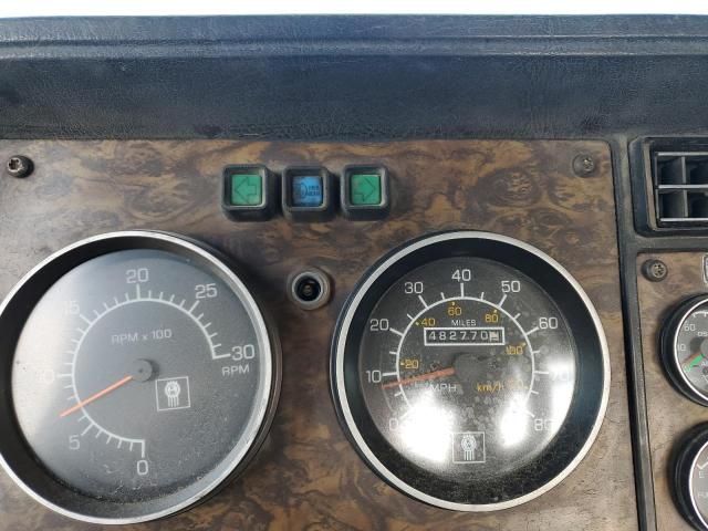 1997 Kenworth T800 Semi Truck