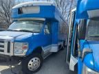 2014 Ford Econoline E450 Super Duty Cutaway Van